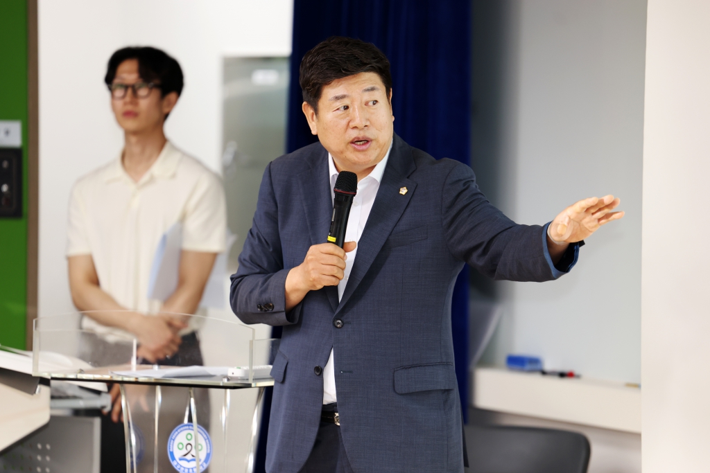 연경초등학교 일일교사(김재용 의원) 이미지(9)